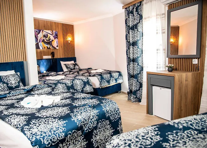 Blue Bay (adults Only) بيتيس