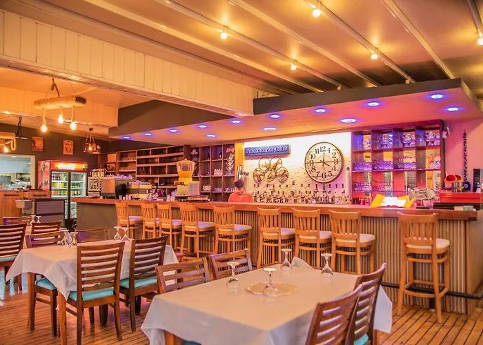 فندق Blue Bay (adults Only) 3*