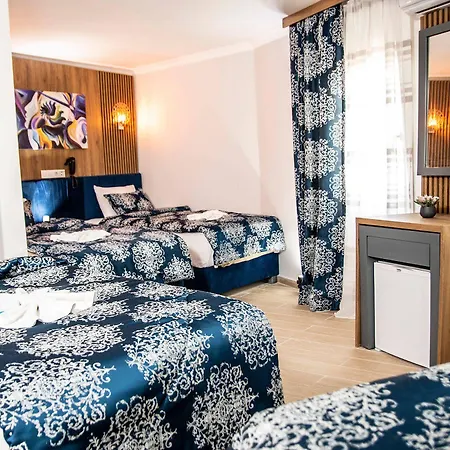 Blue Bay (adults Only) بيتيس