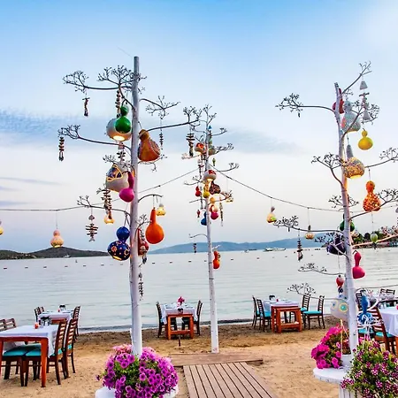 فندق Blue Bay (adults Only)
