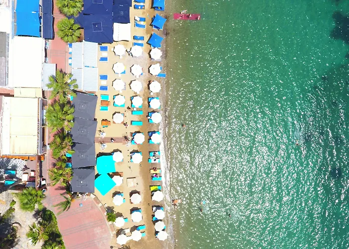 Blue Bay (adults Only) Otel 3*